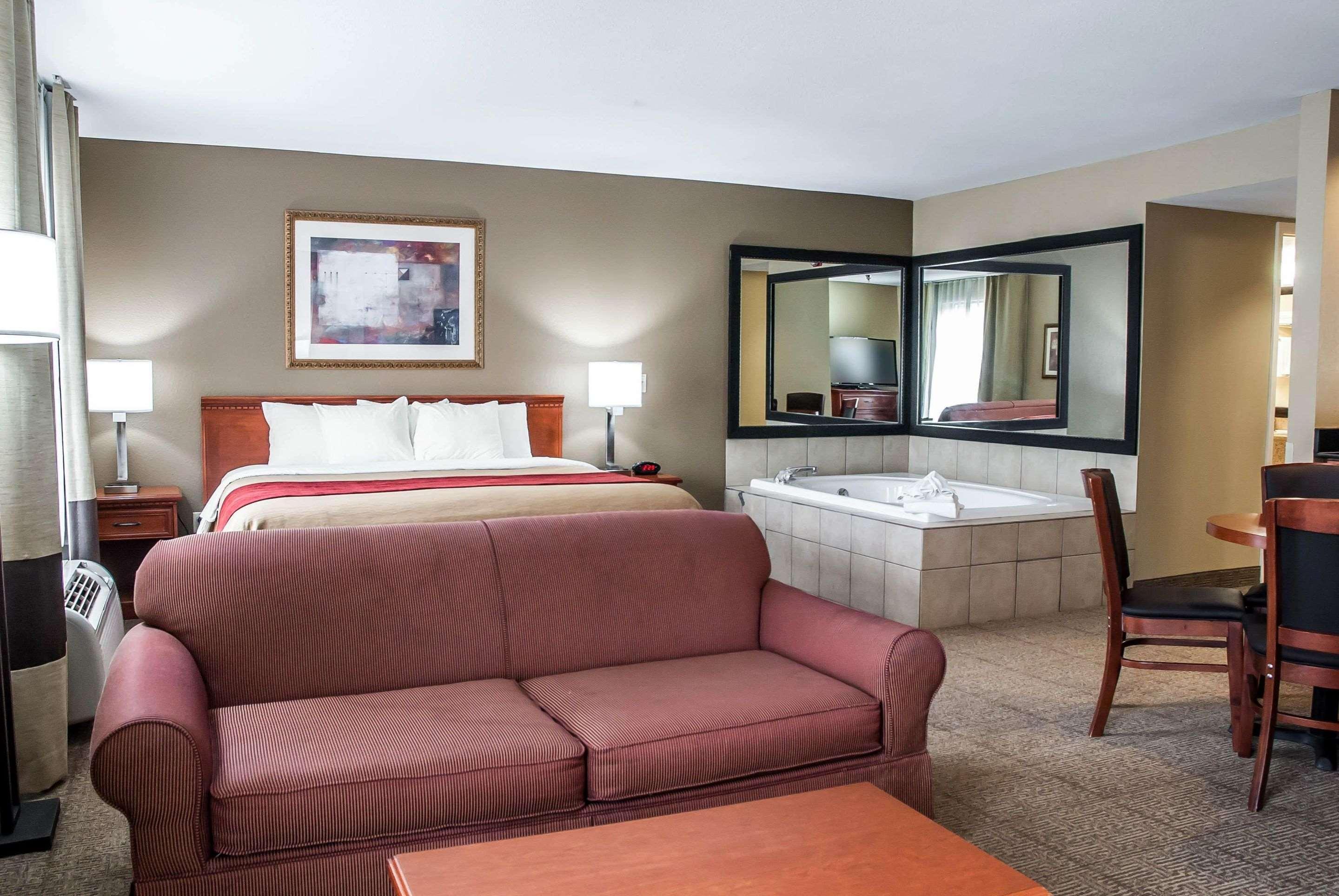 Pacific Comfort Inn Near Six Flags St Louis מראה חיצוני תמונה