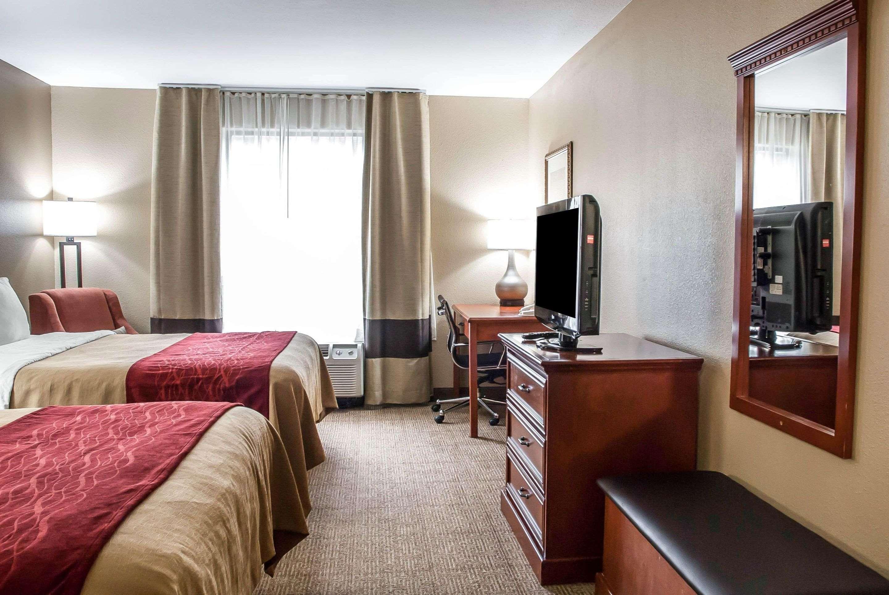 Pacific Comfort Inn Near Six Flags St Louis מראה חיצוני תמונה